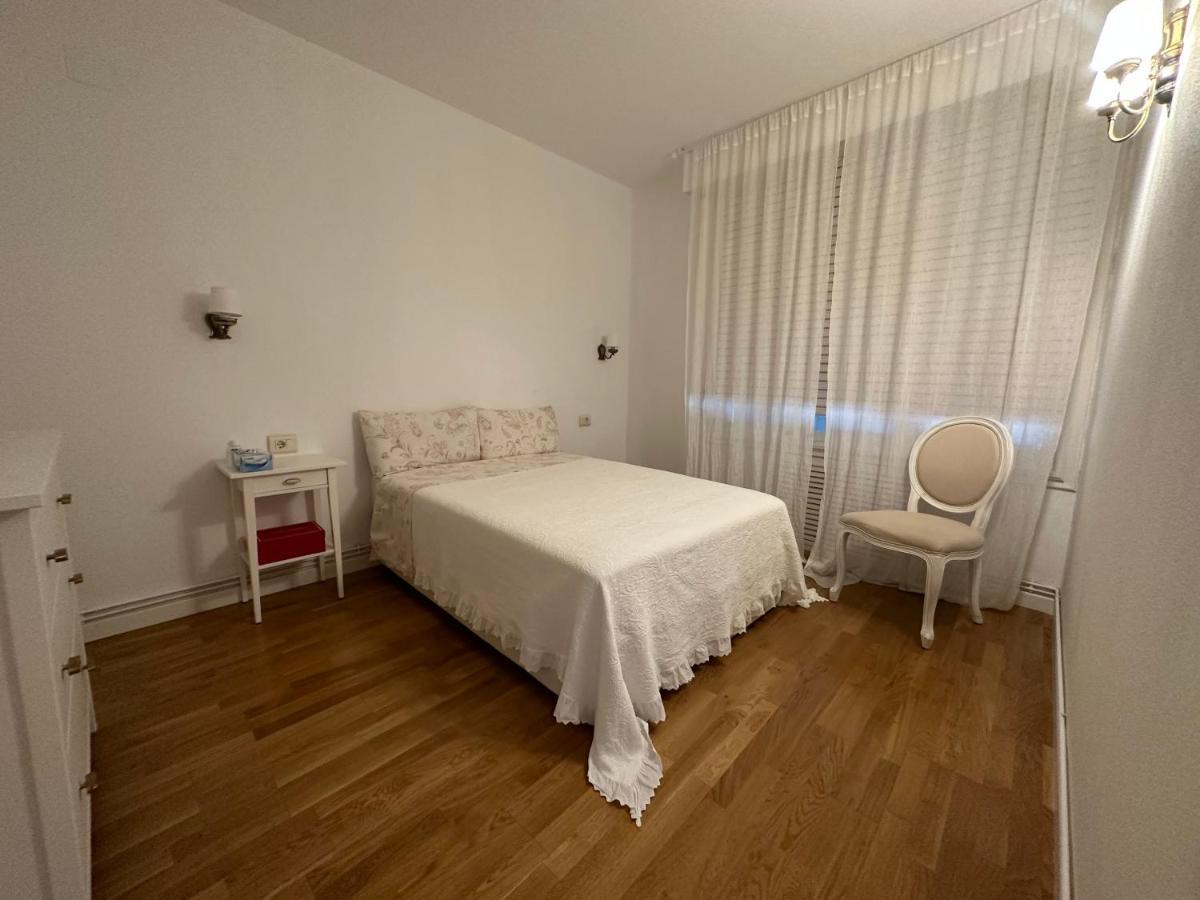 Oktheway Opera Apartment A Coruna Ngoại thất bức ảnh